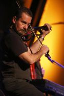 Larry Mathews - Mandoline-Fiddle-Gitarre-Bodrahn